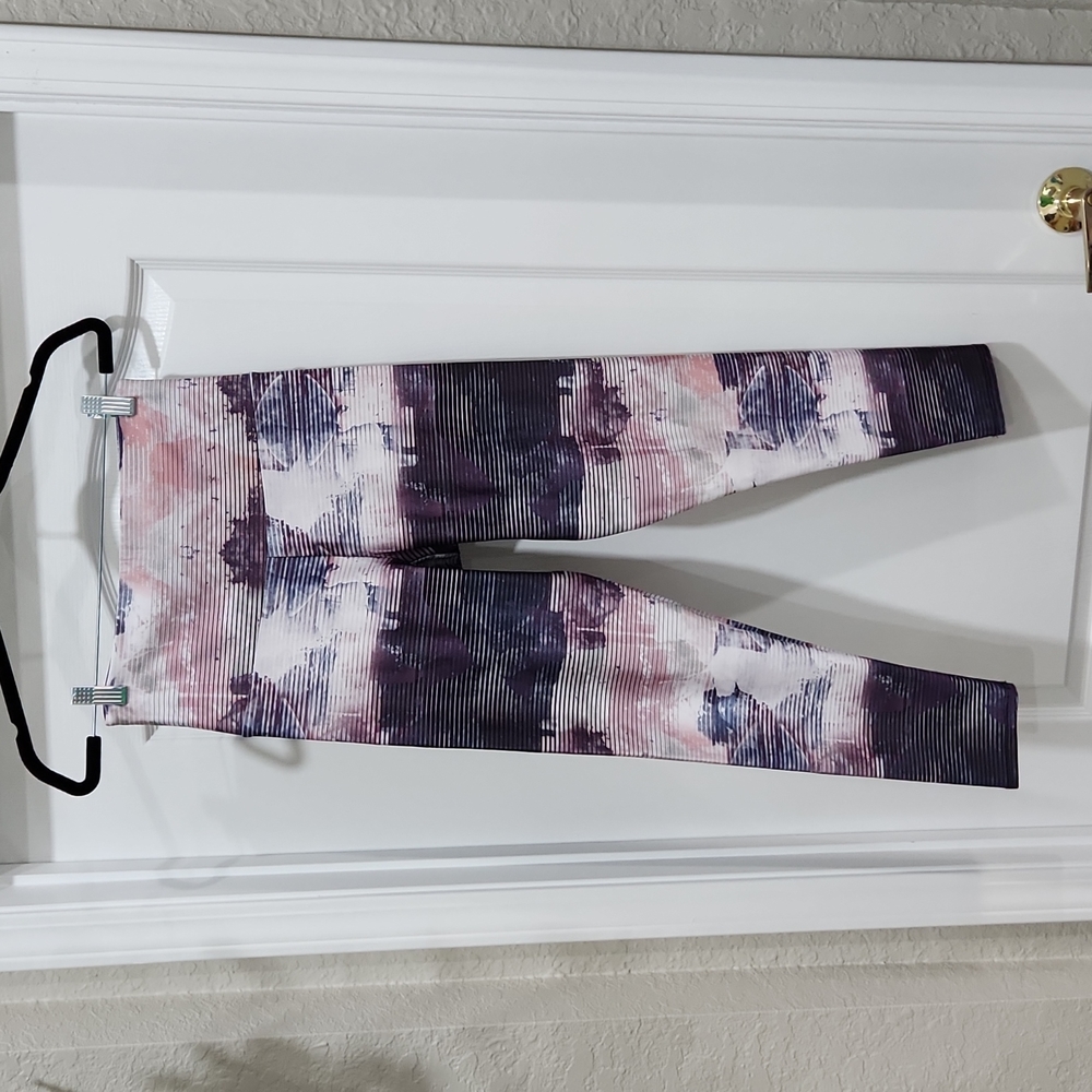 Active leggings, yoga pants M/L